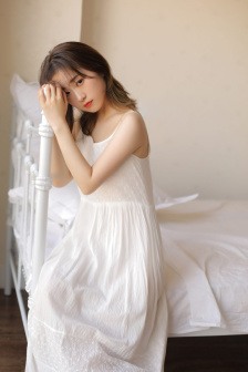 蜜桃女孩